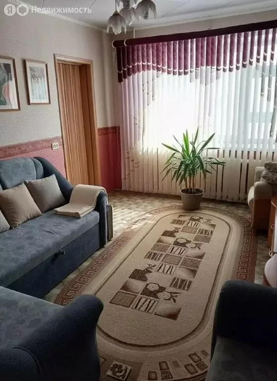 3-комнатная квартира: Райчихинск, Пионерская улица, 66 (49.6 м) - Фото 1