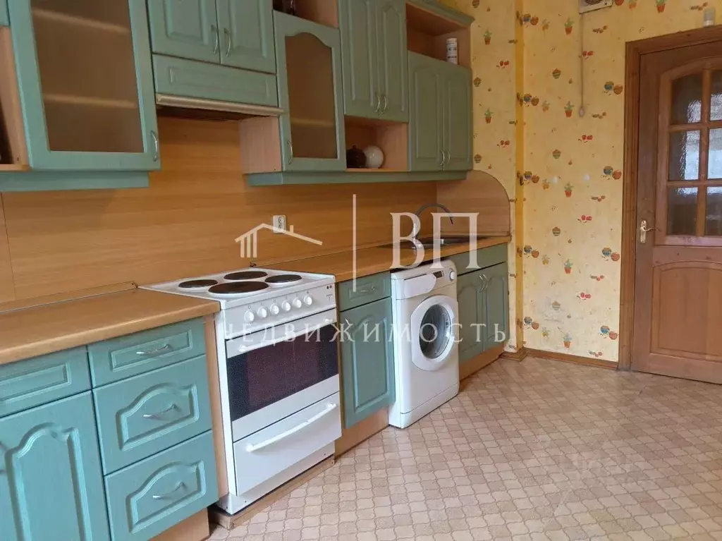 3-к кв. Санкт-Петербург Вербная ул., 18К1 (79.7 м) - Фото 0