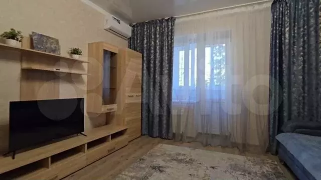 1-к. квартира, 50 м, 2/4 эт. - Фото 1