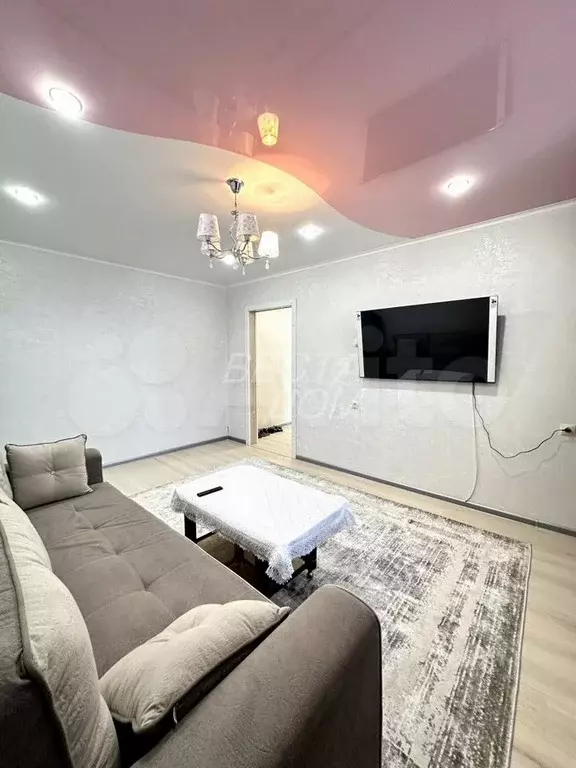2-к. квартира, 50 м, 5/9 эт. - Фото 0