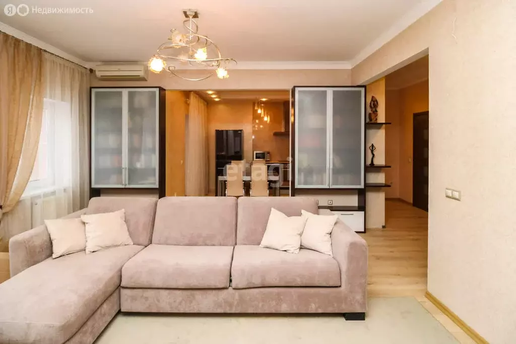 2-комнатная квартира: Тюмень, улица Орджоникидзе, 16к1 (90 м) - Фото 2