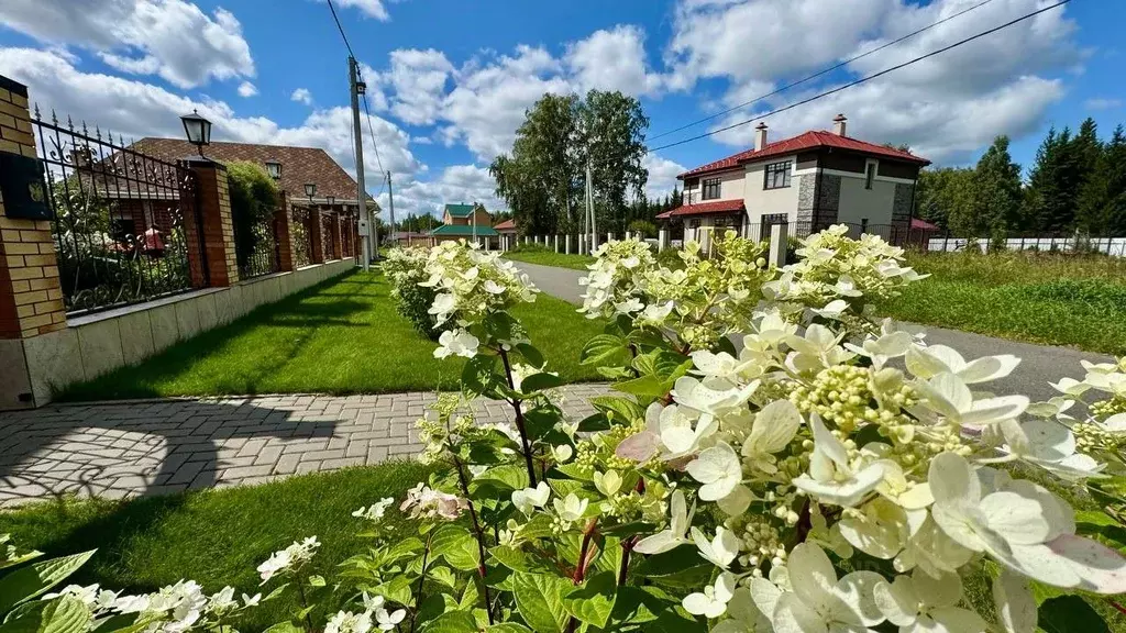 Участок в Омская область, Омский район, с. Красноярка, Красноярка Де ... - Фото 1