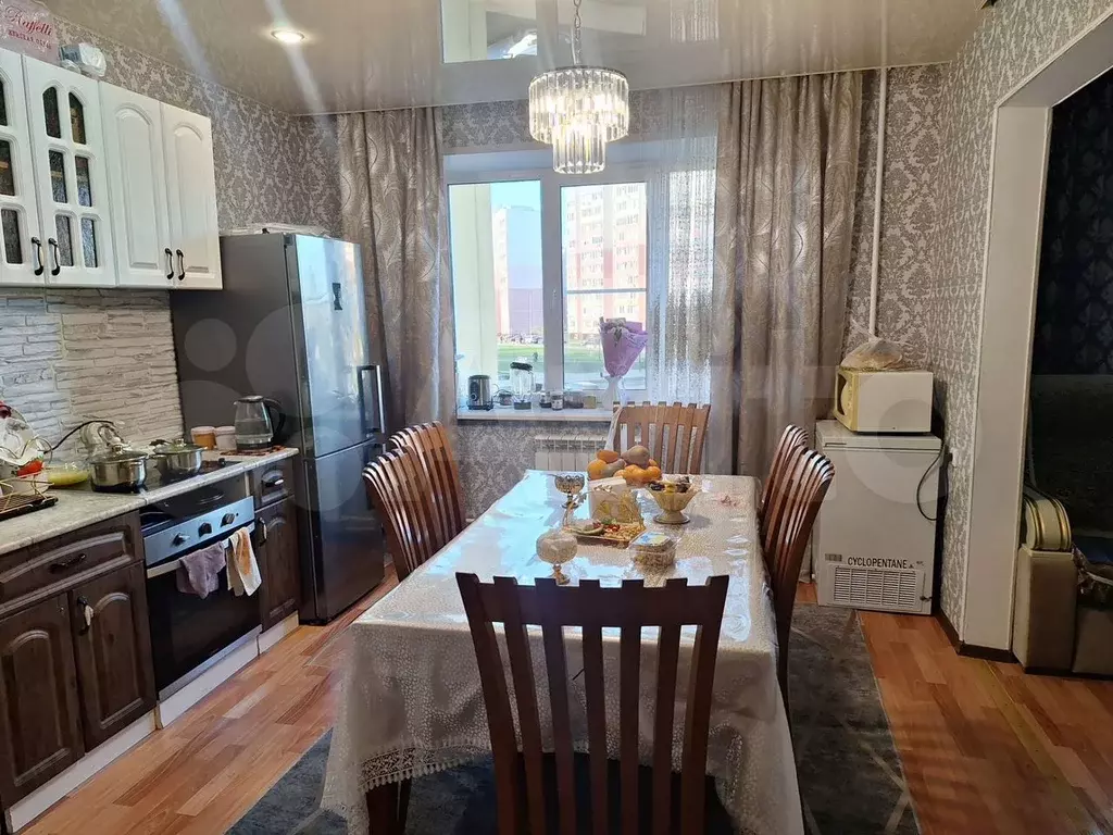 3-к. квартира, 80 м, 2/17 эт. - Фото 1