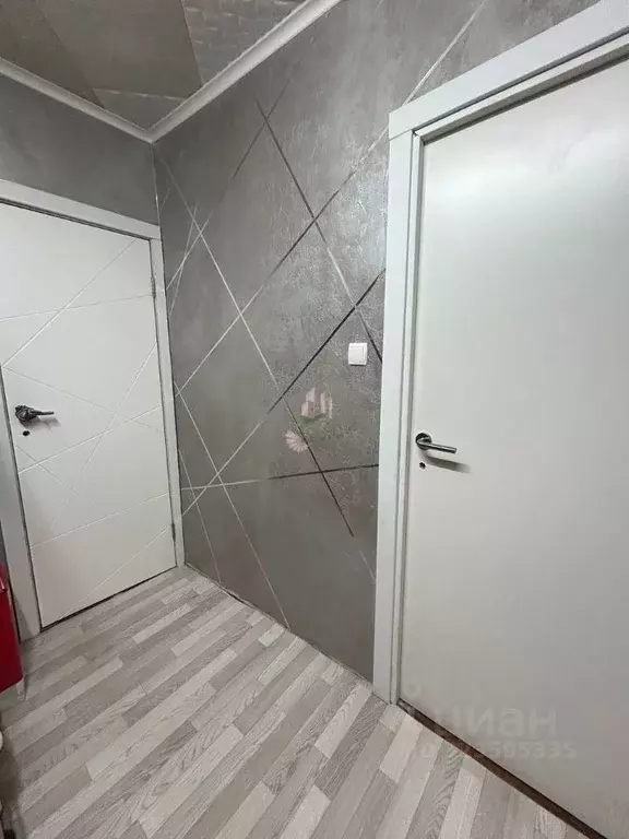 2-к кв. Саратовская область, Энгельс Полтавская ул., 49 (43.3 м) - Фото 0