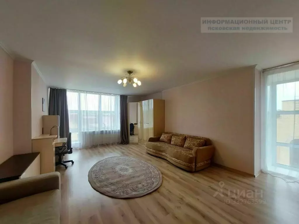 2-к кв. Псковская область, Псков ул. Некрасова, 25А (77.1 м) - Фото 1