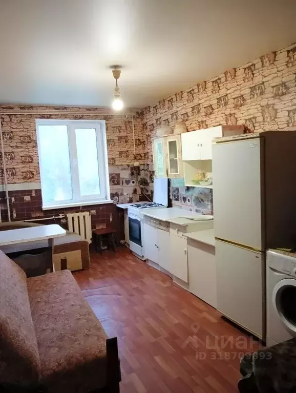 1-к кв. Пензенская область, Пенза ул. Долгорукова, 100 (32.0 м) - Фото 0
