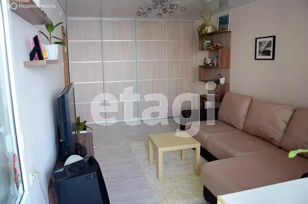 3-комнатная квартира: Тюмень, микрорайон Утешево, Школьная улица, 12 ... - Фото 1