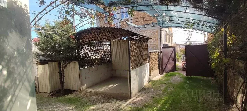 Дом в Крым, Судак ул. 14 Апреля (296 м) - Фото 1