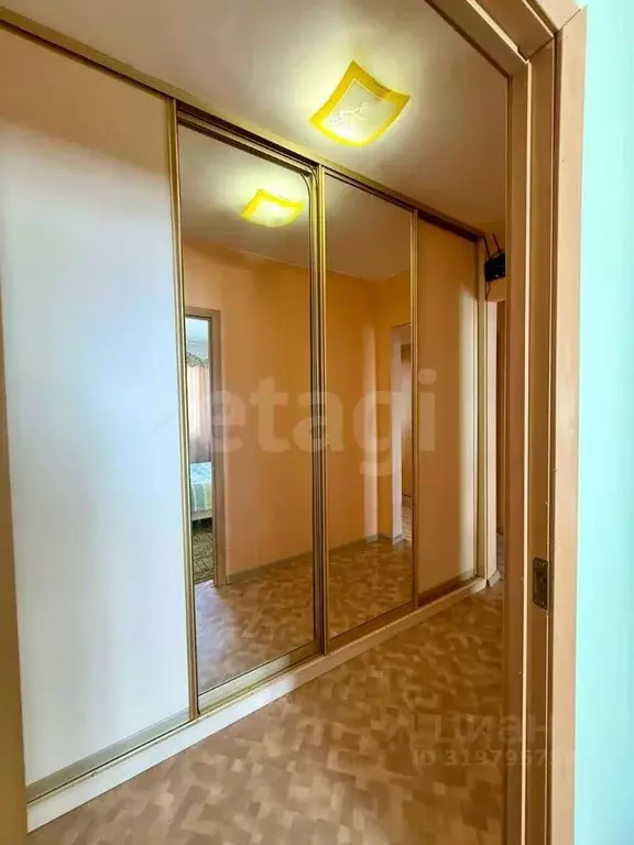3-к кв. Кемеровская область, Новокузнецк ул. Звездова, 30 (66.0 м) - Фото 0