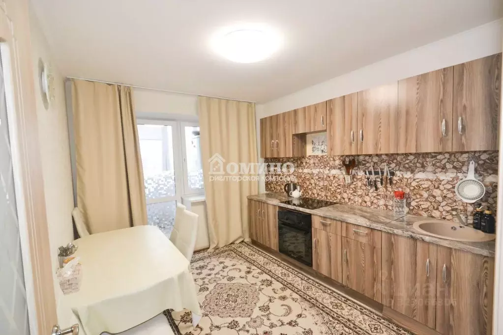 2-к кв. Тюменская область, Тюмень Депутатская ул., 112 (55.0 м) - Фото 1