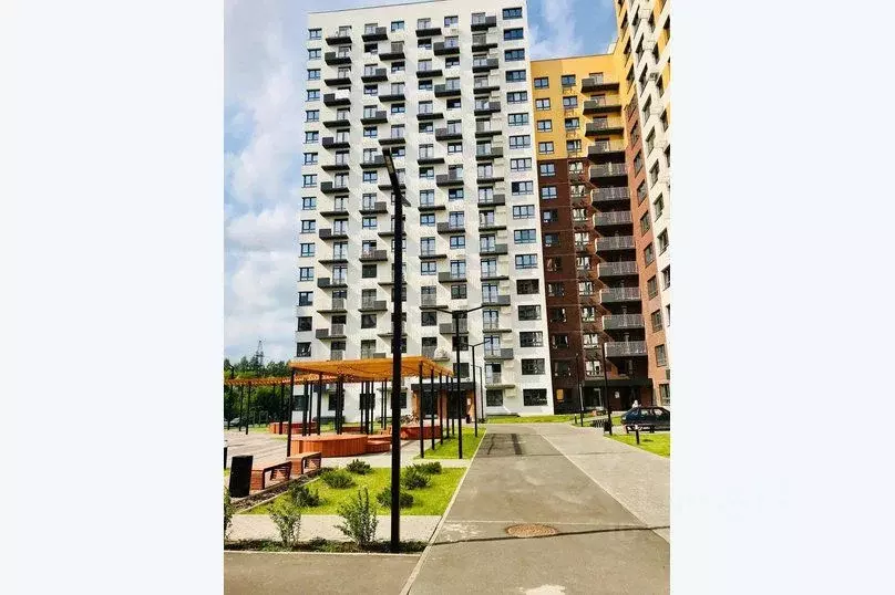 1-к кв. Удмуртия, Ижевск Союзная ул., 163к2 (42.0 м) - Фото 1