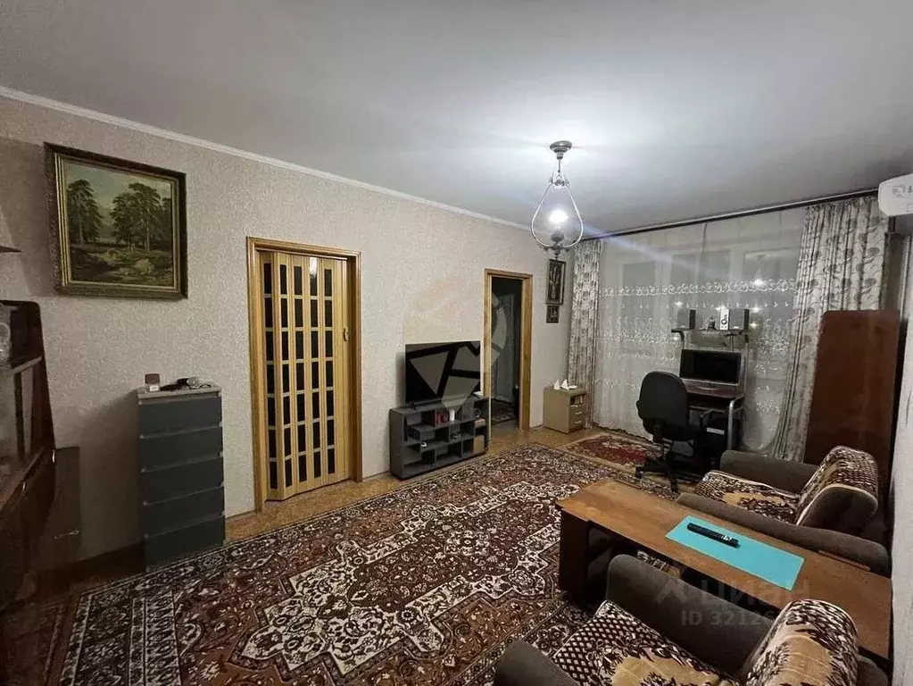4-к кв. Белгородская область, Старый Оскол Рудничный мкр, 2 (61.0 м) - Фото 0