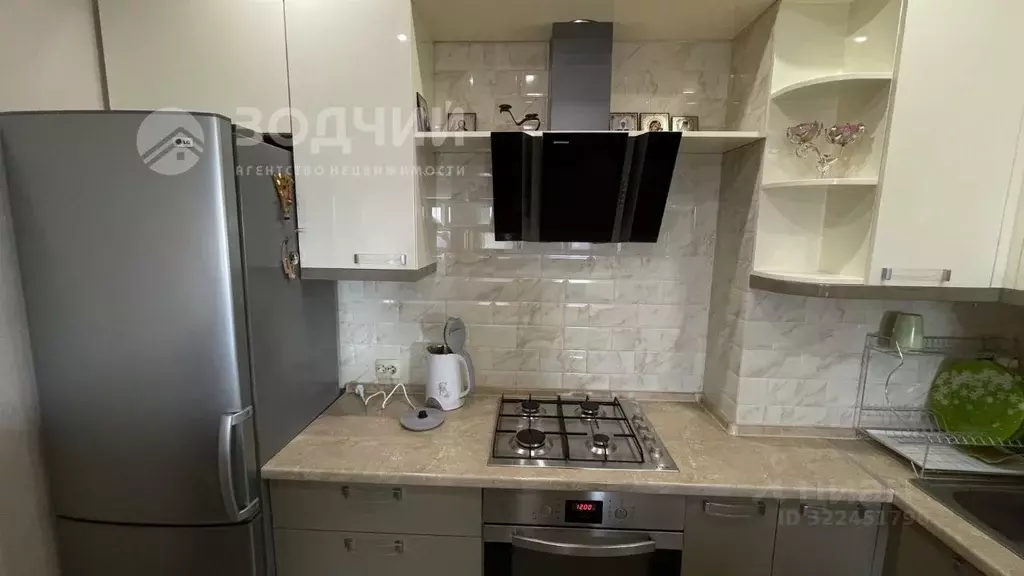 1-к кв. Чувашия, Чебоксары ул. Мичмана Павлова, 41 (52.6 м) - Фото 1