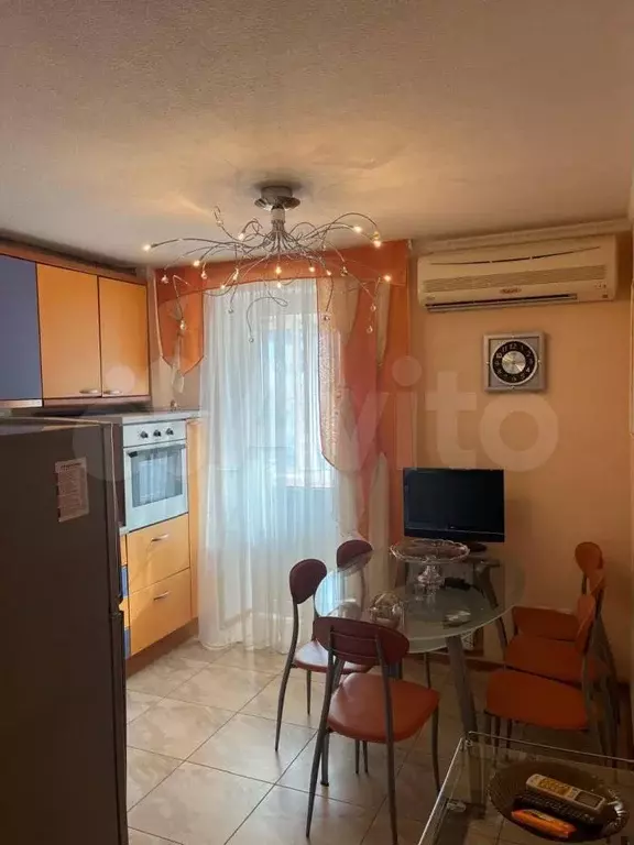 2-к. квартира, 50 м, 1/9 эт. - Фото 1