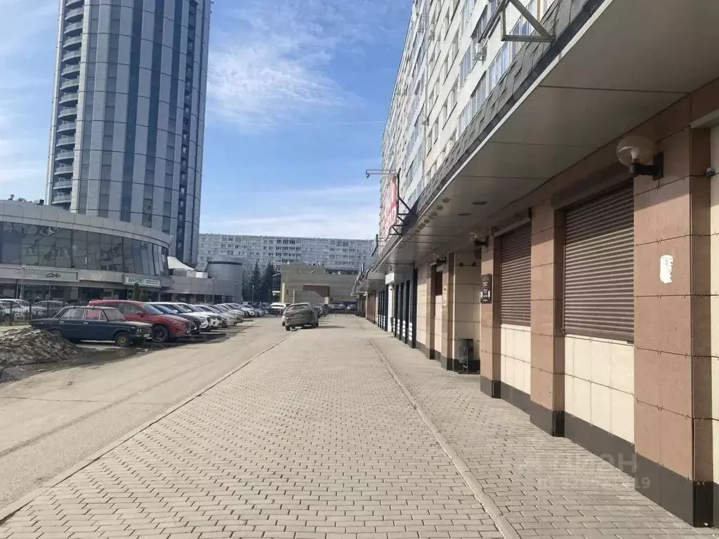 Помещение свободного назначения в Татарстан, Набережные Челны 2-й ... - Фото 1