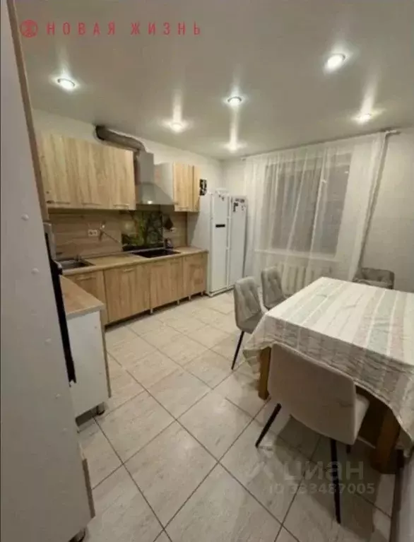 4-к кв. Самарская область, Самара просп. Кирова, 304 (116.7 м) - Фото 2