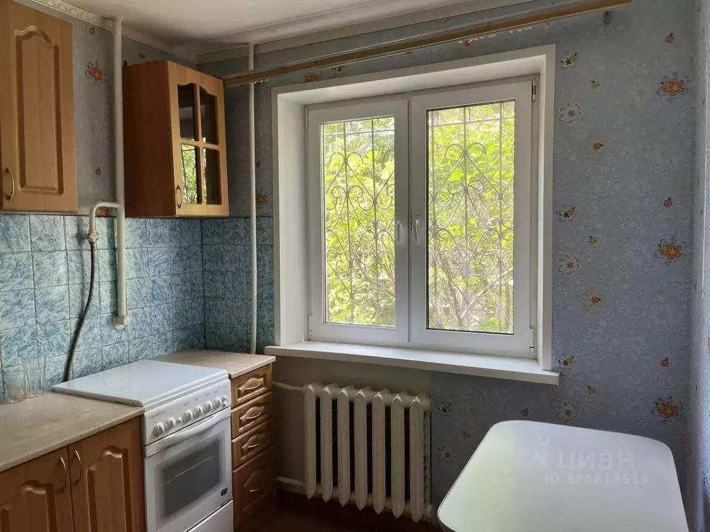 2-к кв. Московская область, Серпухов ул. Народного Ополчения, 37 (44.0 ... - Фото 1