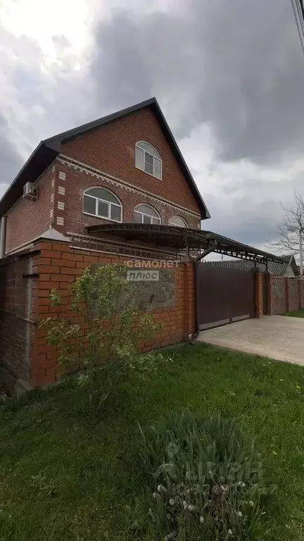 Дом в Краснодарский край, Горячий Ключ Безымянный пер. (252 м) - Фото 1