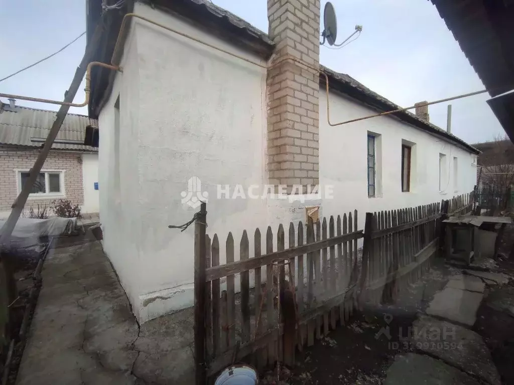 Дом в Ростовская область, Белокалитвинский район, Богураев хут. Нижняя ... - Фото 0