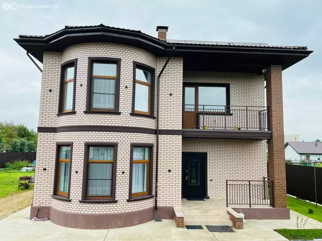 Дом в Шлиссельбург, улица Леманский Канал, 22Б (238 м) - Фото 1