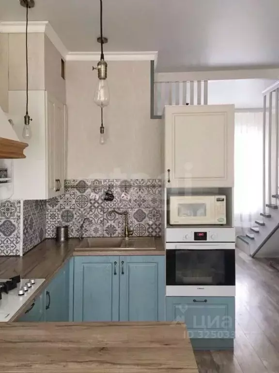 Таунхаус в Краснодарский край, Геленджик пос. Таунхаусов Созвездие,  ... - Фото 1