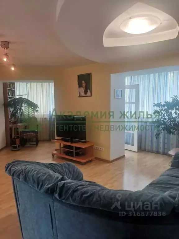 3-к кв. Саратовская область, Саратов Соколовогорская ул., 24А (99.3 м) - Фото 1