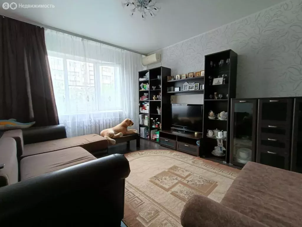 2-комнатная квартира: Астрахань, Кубанская улица, 70 (52 м) - Фото 0