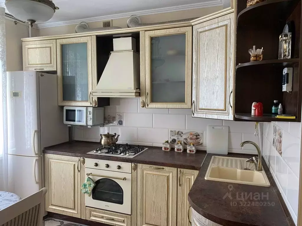 3-к кв. Севастополь ул. Большая Морская, 26 (62.0 м) - Фото 1