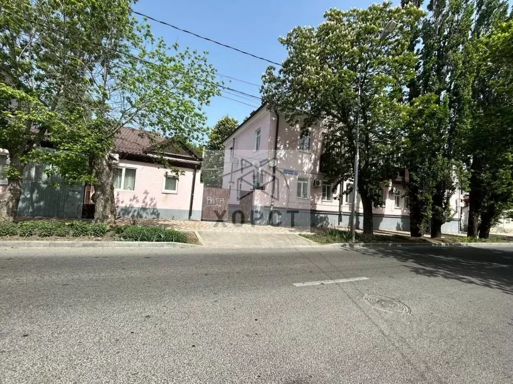 4-к кв. Ставропольский край, Ставрополь ул. Дзержинского, 25 (97.0 м) - Фото 0