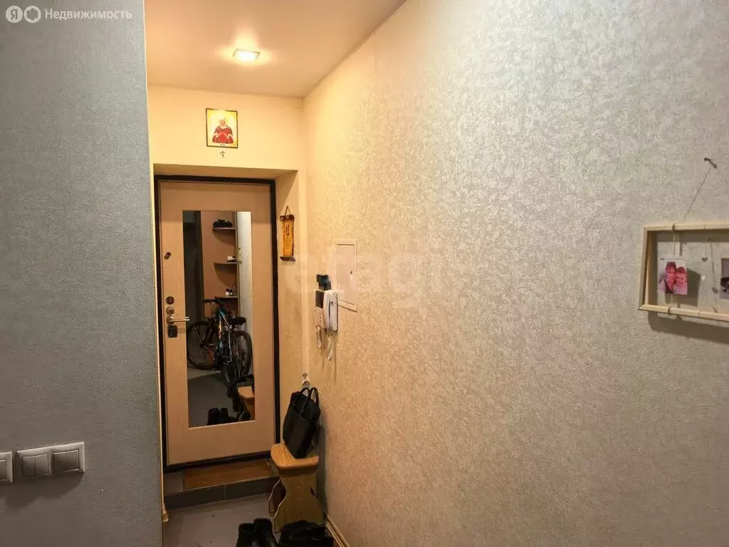 3-комнатная квартира: Архангельск, улица Гайдара, 10 (55.9 м) - Фото 1