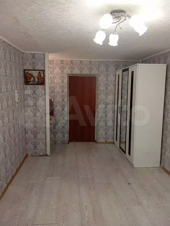 Комната 16,9 м в 5-к., 3/5 эт. - Фото 1