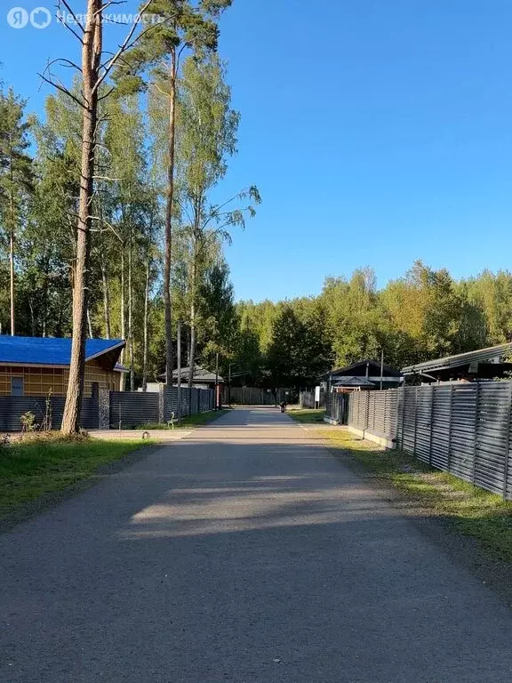 Дом в Выборгский район, Рощинское городское поселение, посёлок ... - Фото 1