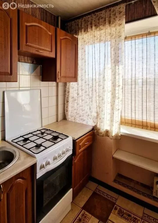 3-комнатная квартира: Волгоград, Невская улица, 12Б (53.5 м) - Фото 1