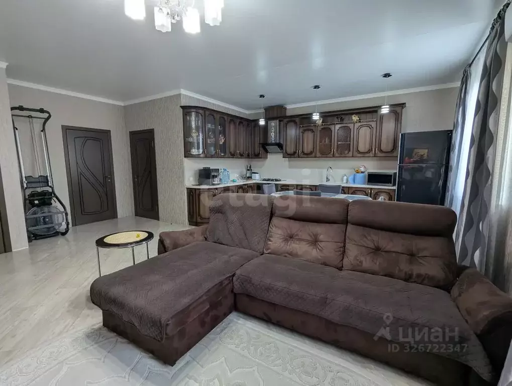 Дом в Краснодарский край, Темрюк пос. Комсомольский, ул. Кати ... - Фото 1