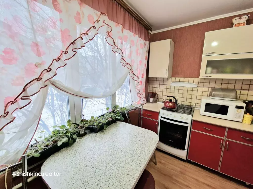 3-к. квартира, 70м, 1/9эт. - Фото 1