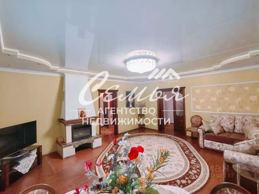 Дом в Тюменская область, Заводоуковск Кооперативная ул. (238 м) - Фото 1