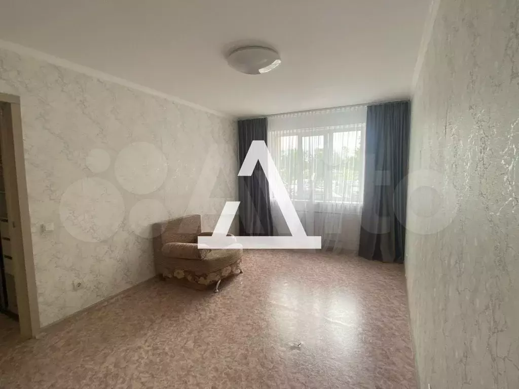2-к. квартира, 60 м, 1/9 эт. - Фото 1