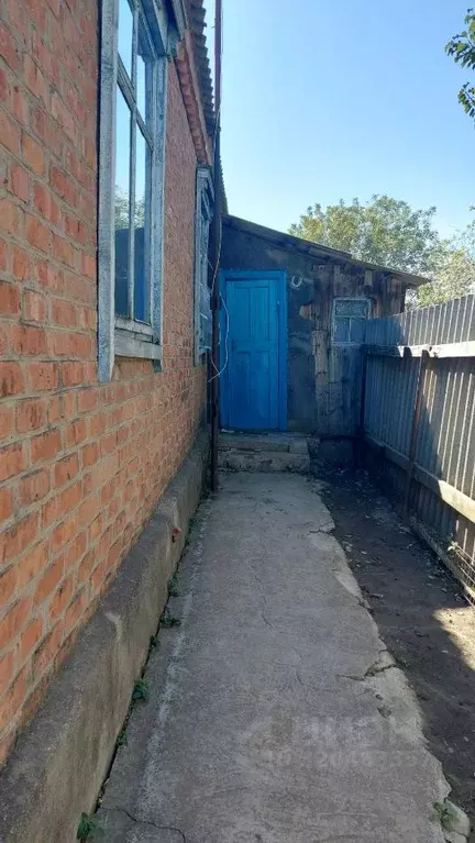 Дом в Ставропольский край, Новоалександровск ул. Володарского, 139 (35 ... - Фото 1