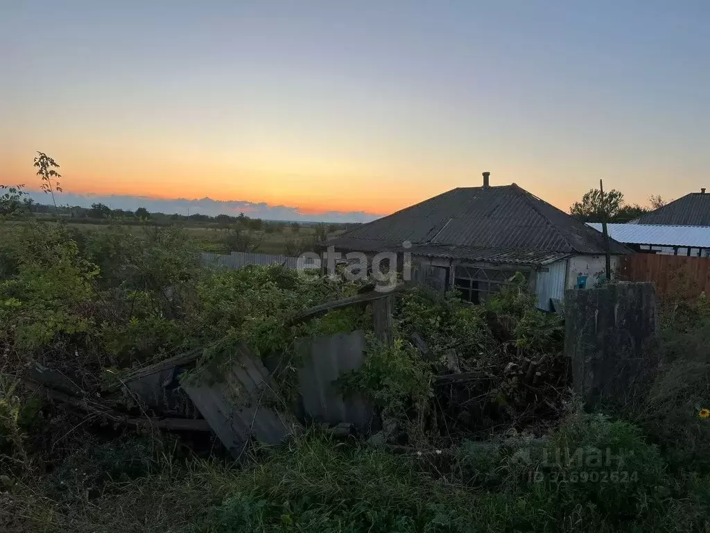 Участок в Белгородская область, Валуйский муниципальный округ, с. ... - Фото 1