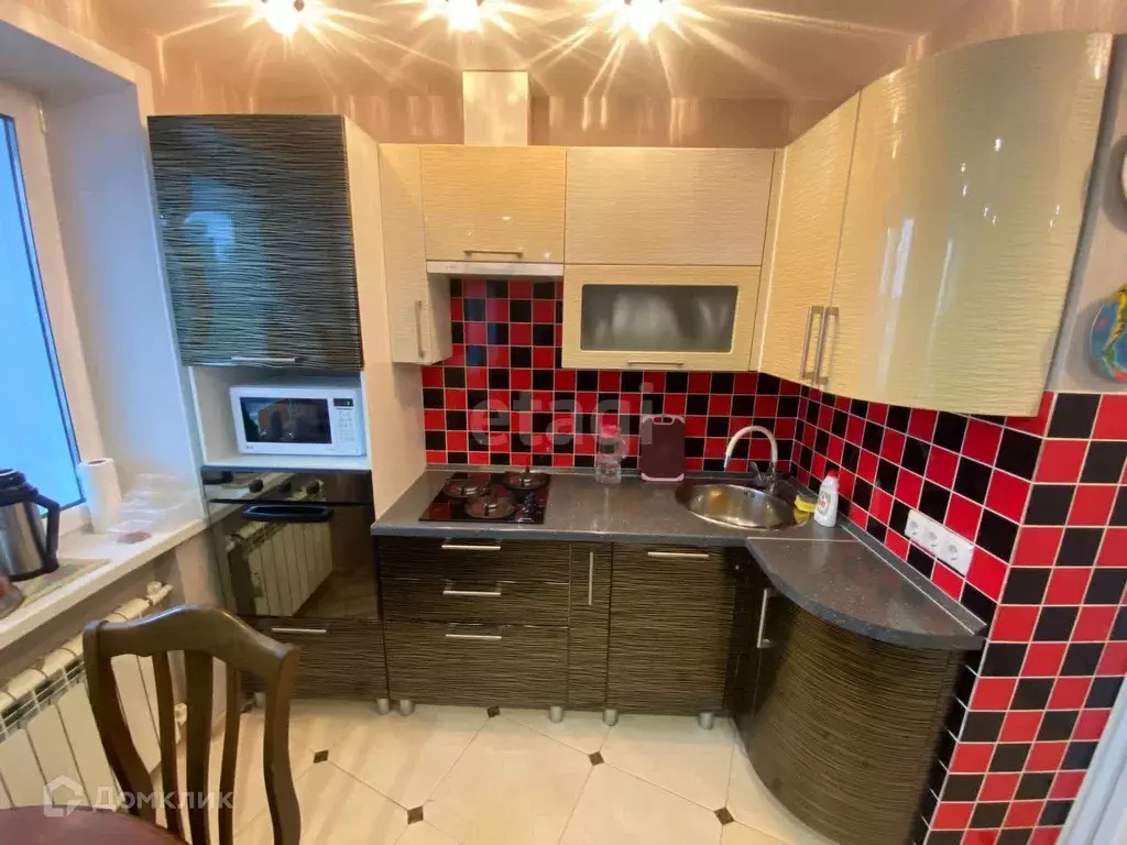 Продаётся 3-к квартира, 61.2 м - Фото 1