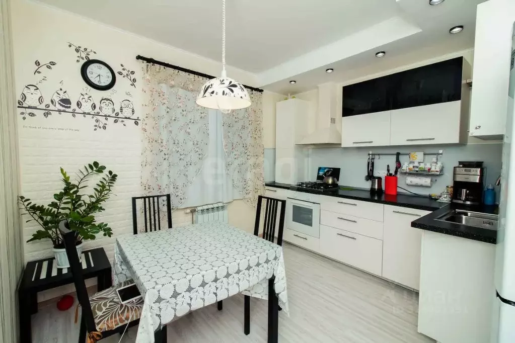2-к кв. Ханты-Мансийский АО, Ханты-Мансийск ул. Мира, 39А (66.8 м) - Фото 1