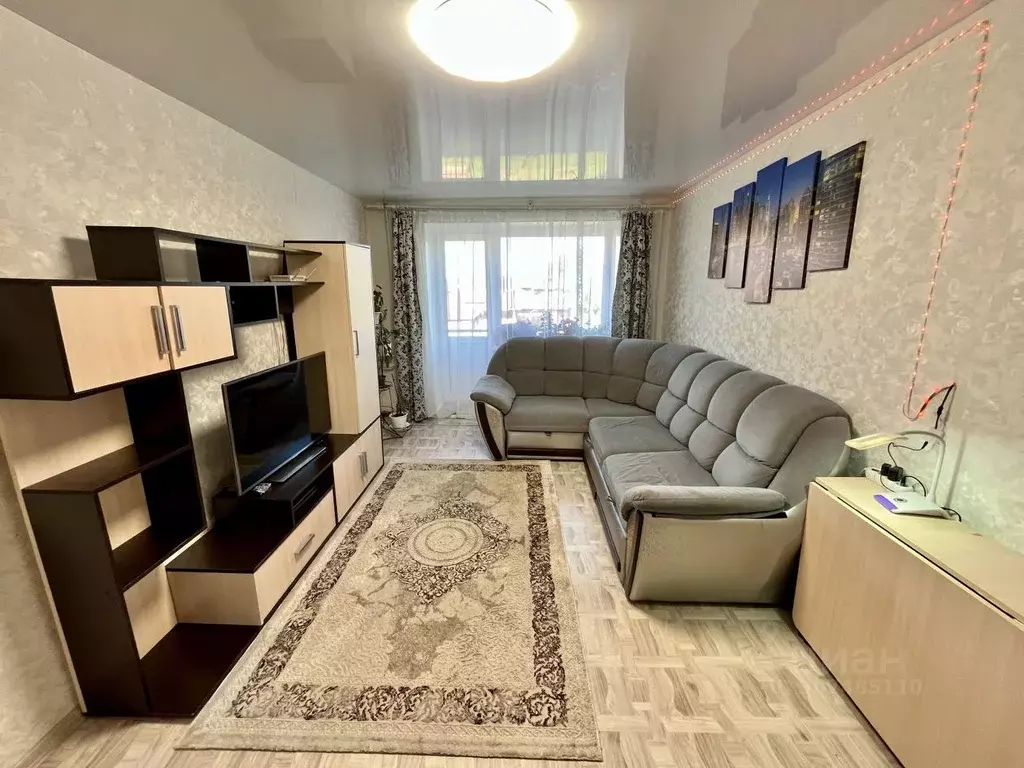 3-к кв. Пермский край, пос. Звездный ул. Ленина, 2 (55.6 м) - Фото 1