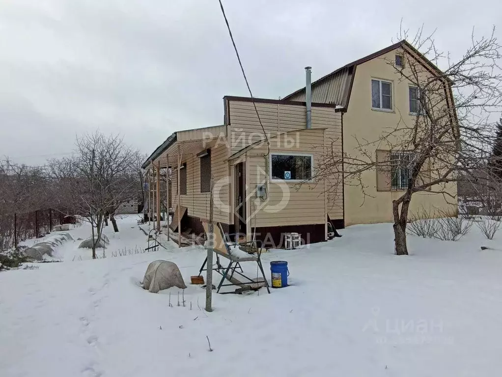 Дом в Волгоградская область, Волгоград ул. Джамбула Джабаева (111 м) - Фото 0