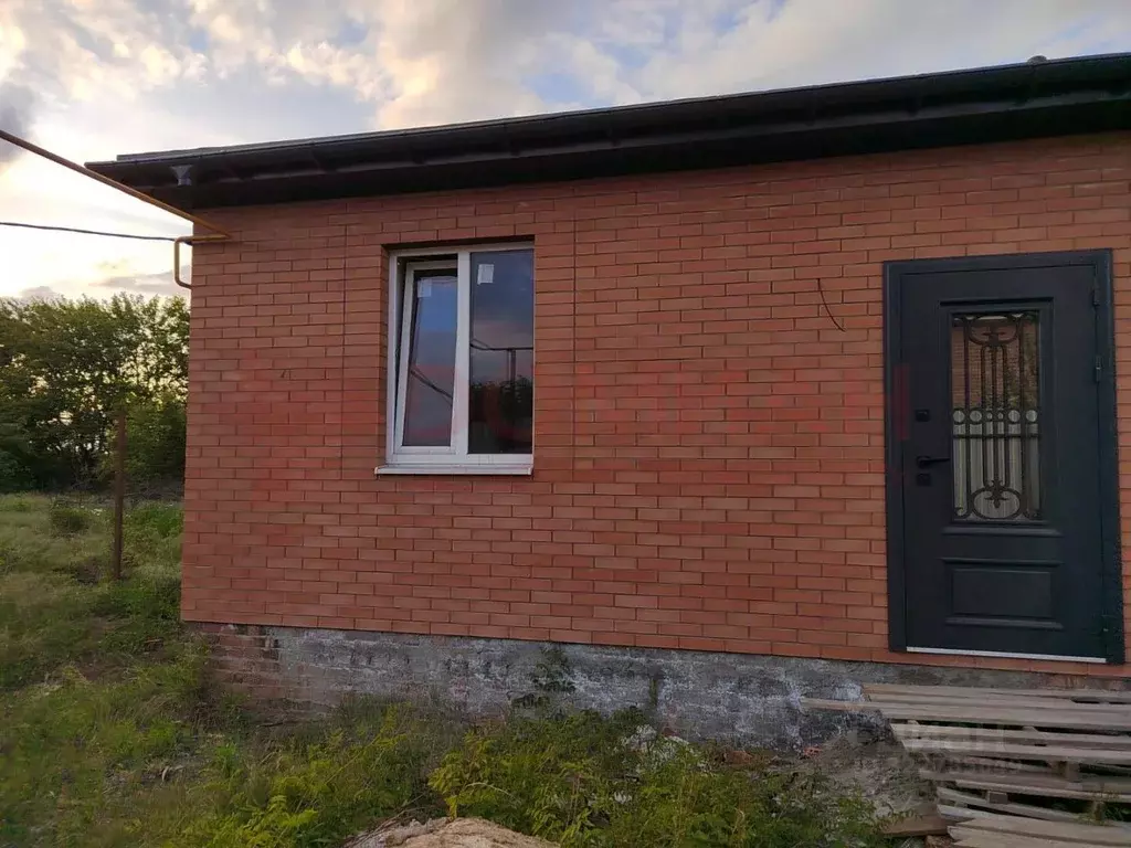 Дом в Ростовская область, Октябрьский район, пос. Персиановский ул. ... - Фото 0