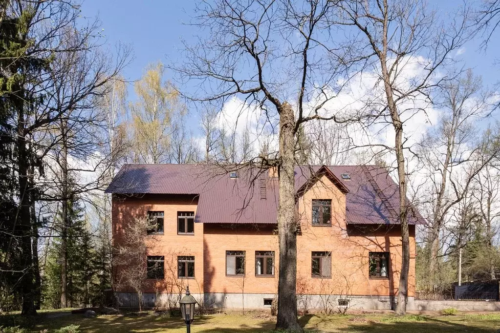Дом в Московская область, Одинцовский городской округ, д. Новодарьино, ... - Фото 0