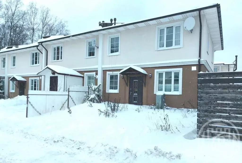Таунхаус в Ленинградская область, Всеволожский район, Юкковское с/пос, ... - Фото 1