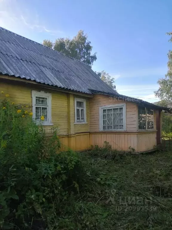 Дом в Новгородская область, пос. Батецкий ул. Садовая, 5 (60 м) - Фото 1