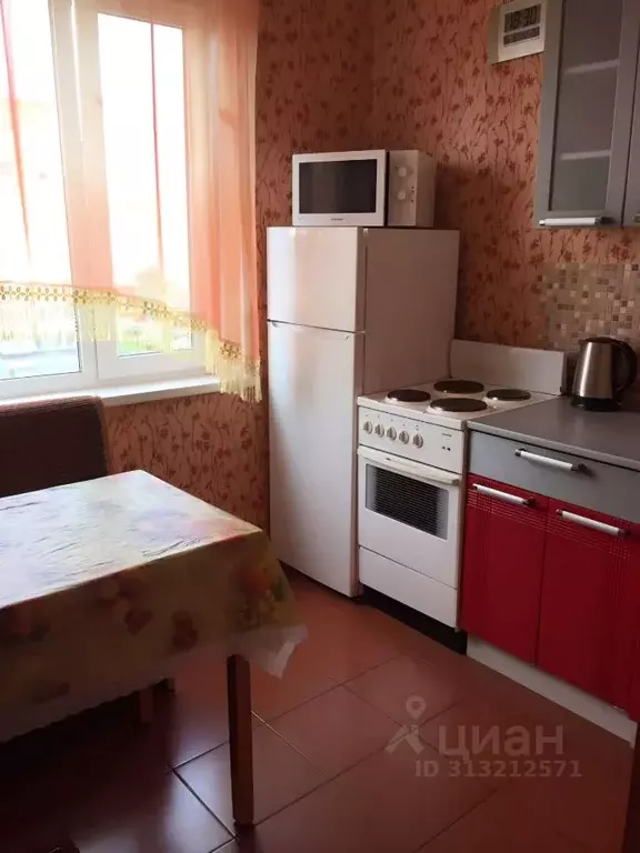 2-к кв. Ханты-Мансийский АО, Когалым ул. Дружбы Народов, 18 (56.0 м) - Фото 1