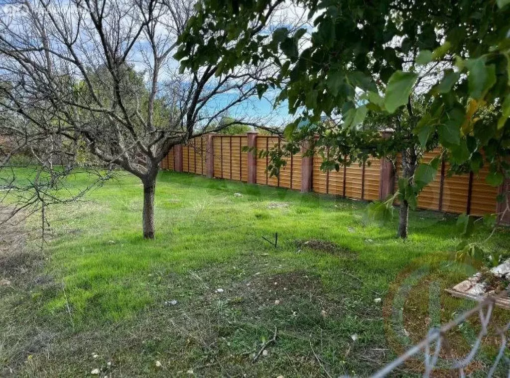 Участок в Сакский район, Суворовское сельское поселение, село Великое ... - Фото 1