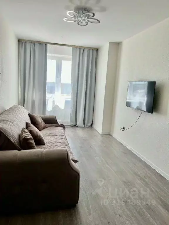 1-к кв. Санкт-Петербург ул. Русановская, 18к8 (33.0 м) - Фото 0